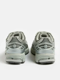 NEW BALANCE 1906R Pour Femmes